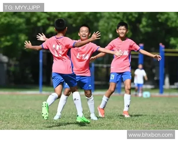 杭州足球队逆袭之路的真实记录与背后故事揭秘